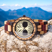 Montre en Bois - Macha Pichu